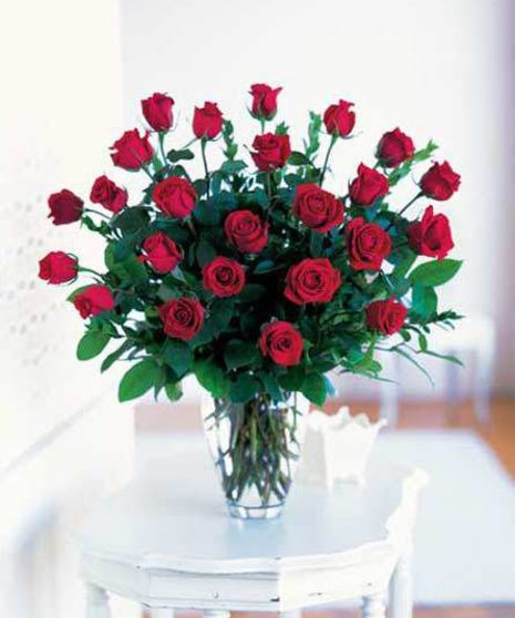 18 Roses Arranged